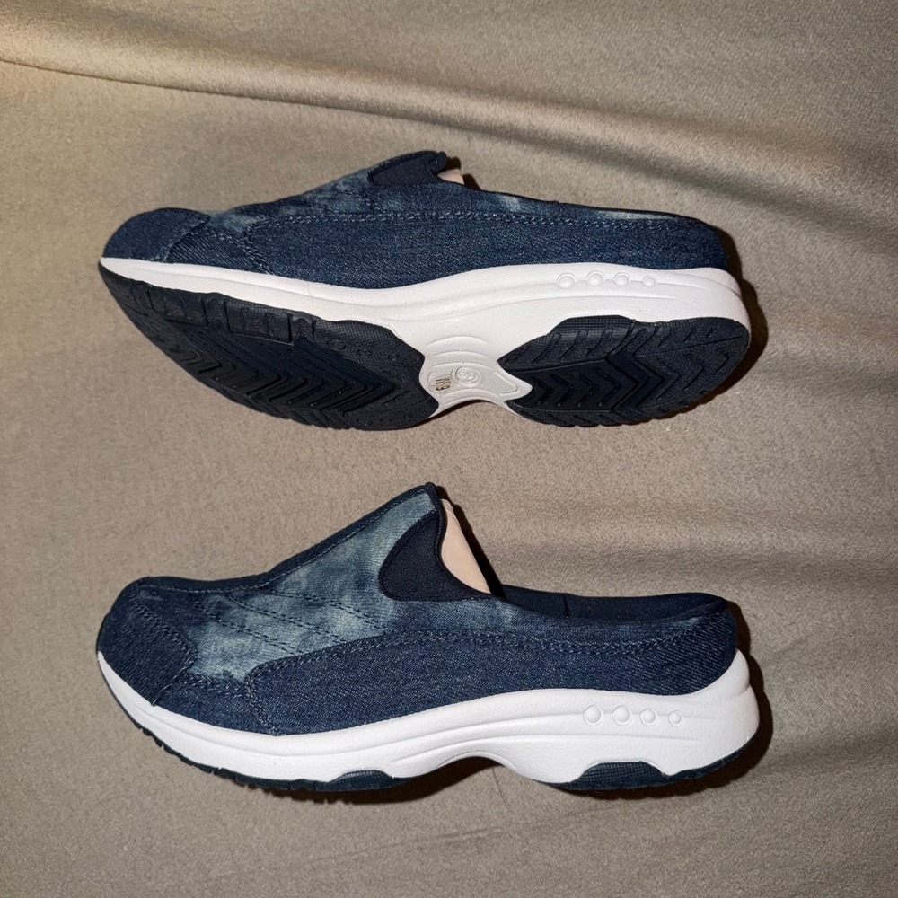 Easy Spirit Traveltime 514 Womens Dark Blue Acid Wash Denim Clogs Mules 6.5 M - Picture 4 of 8